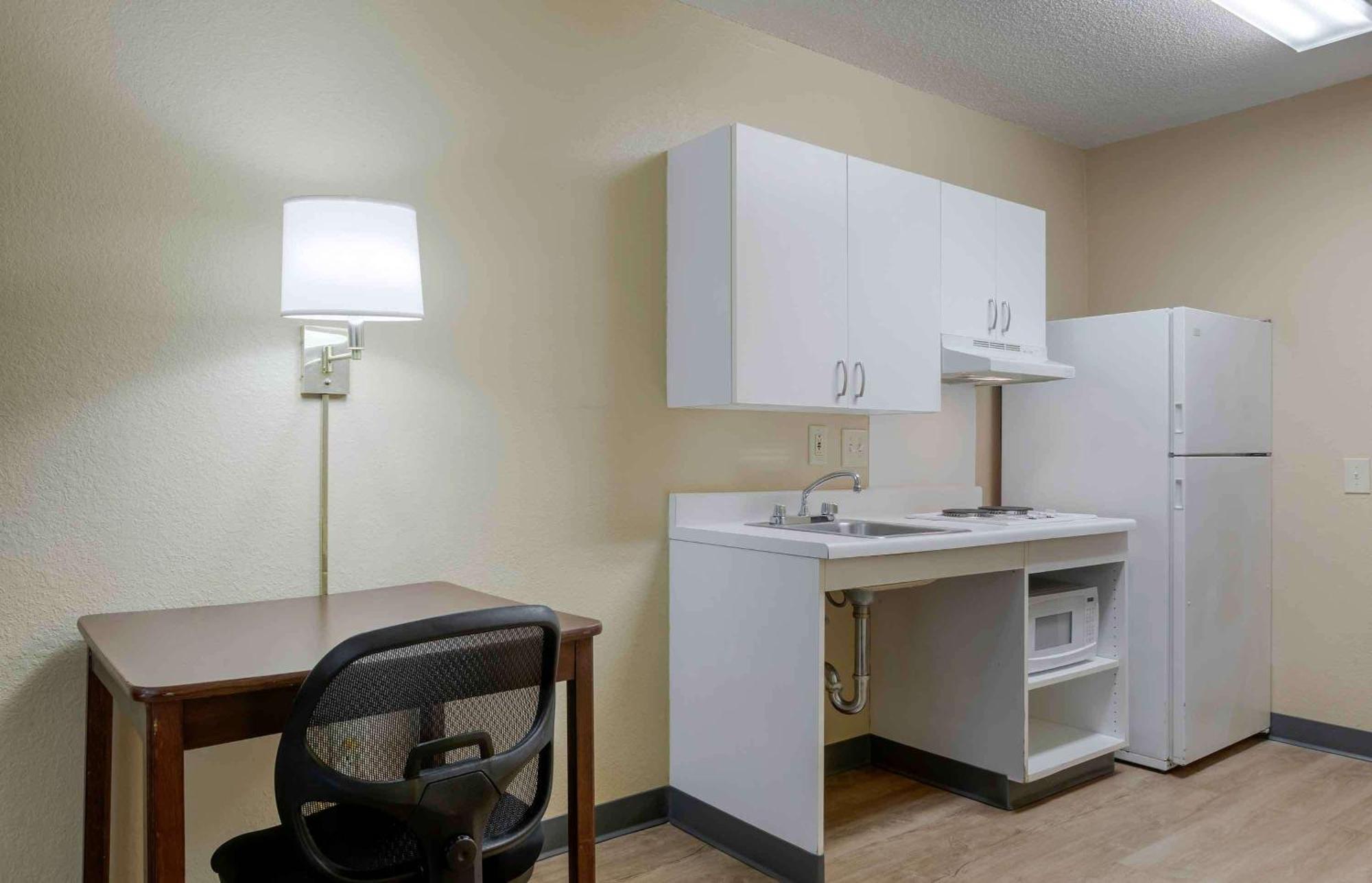 Extended Stay America Select Suites - Phoenix - Airport - E Oak St Exterior foto
